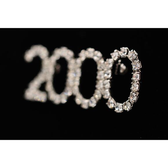 Vintage 2000 Pin Brooch Rhinestone Crystal Silver Tone Sparkling Y2K Bin1 - Picture 3 of 12